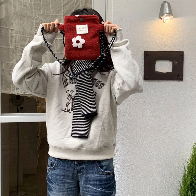 

Новая женская сумка для телефона 2026 года: теплая плюшевая мини-сумка на осень-зиму, модная универсальная сумка-кроссбоди, чехол-кошелек