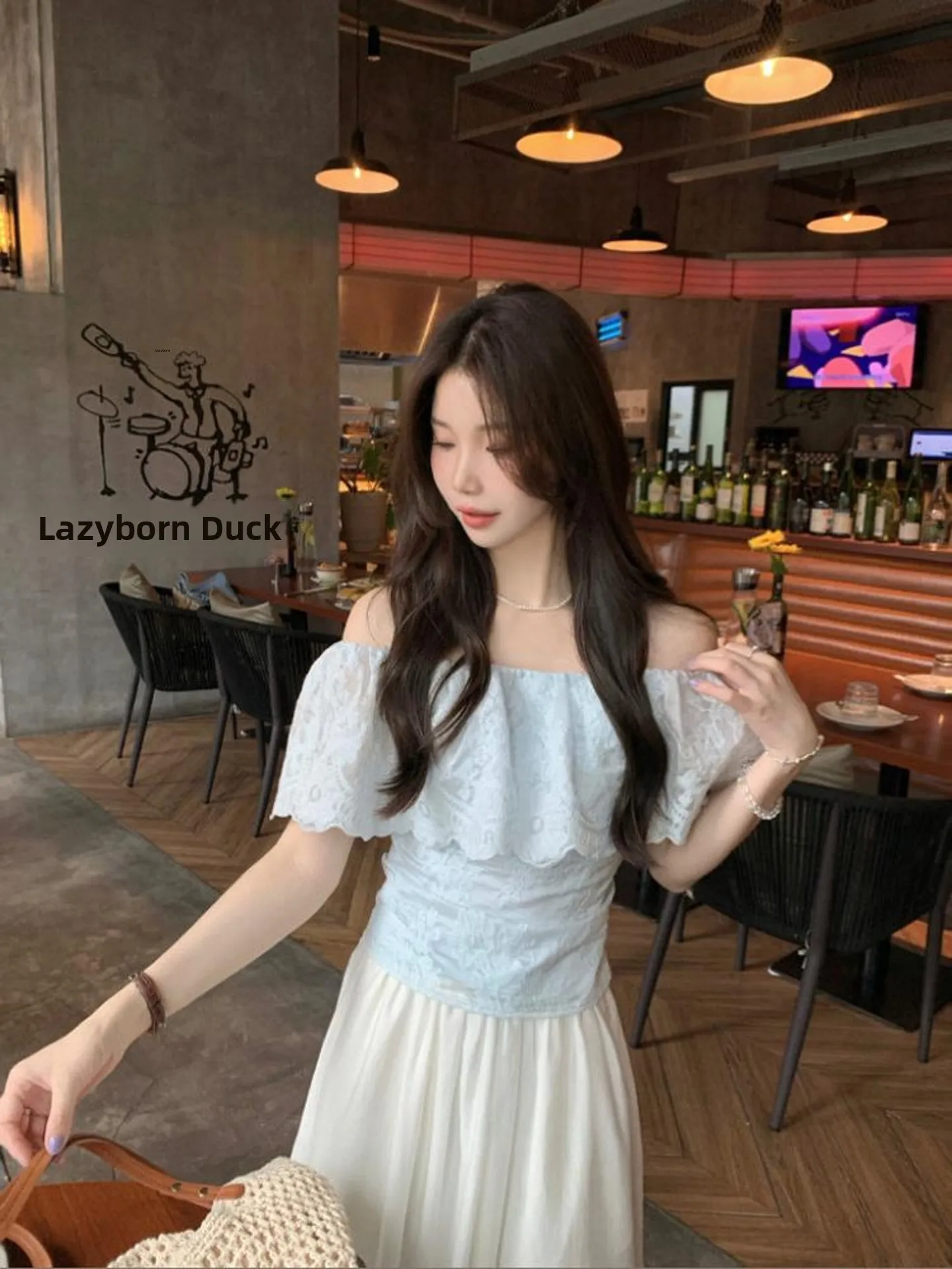 

Retro Slimming Fashionable Short Sleeve Embroidered One Shoulder Pleated Shirt Women's Clothing Summer 2026 New Arrival