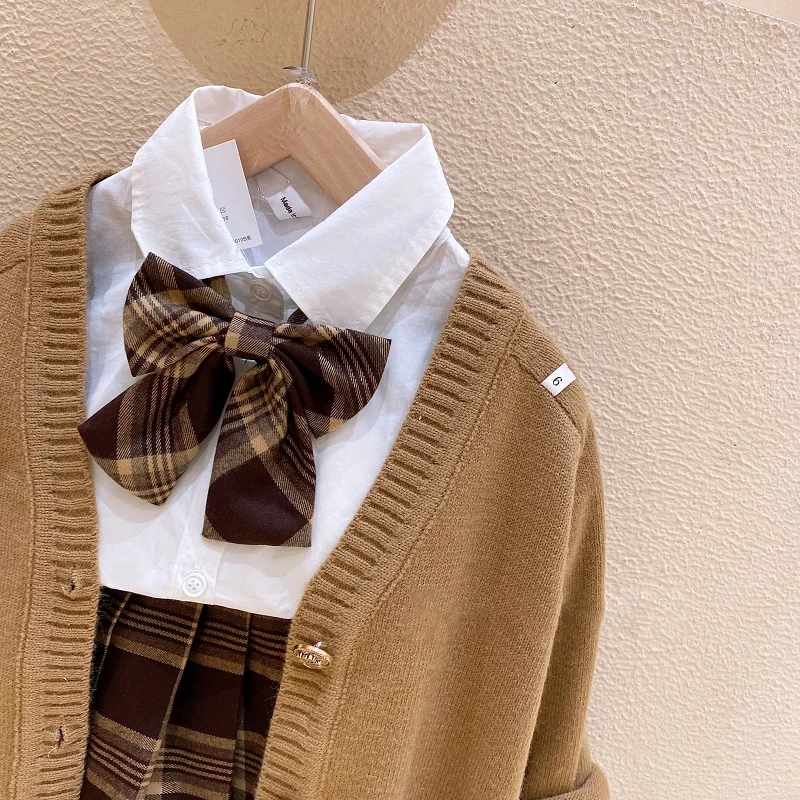 Girls' Autumn Fashionable JK School Uniform Set Cotton Knitted Shirt Skirt Three-piece Ensemble Pure Color Single Button Closure