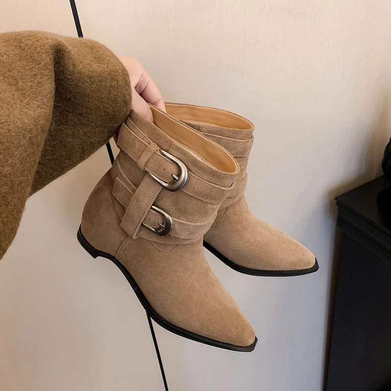 

2026 Осенние женские ботильоны из коровьей замши в стиле ретро, ботинки на массивном каблуке с острым носком, женские модные короткие ботинки, зимние туфли-лодочки, обувь в стиле вестерн