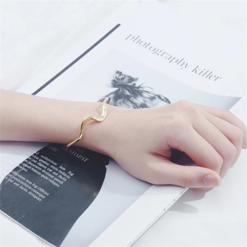 925 Sterling Silver Wave Shiny Lightning Geometric Fine Jewelry Luxury Resizable Opening Female Bangle BR302