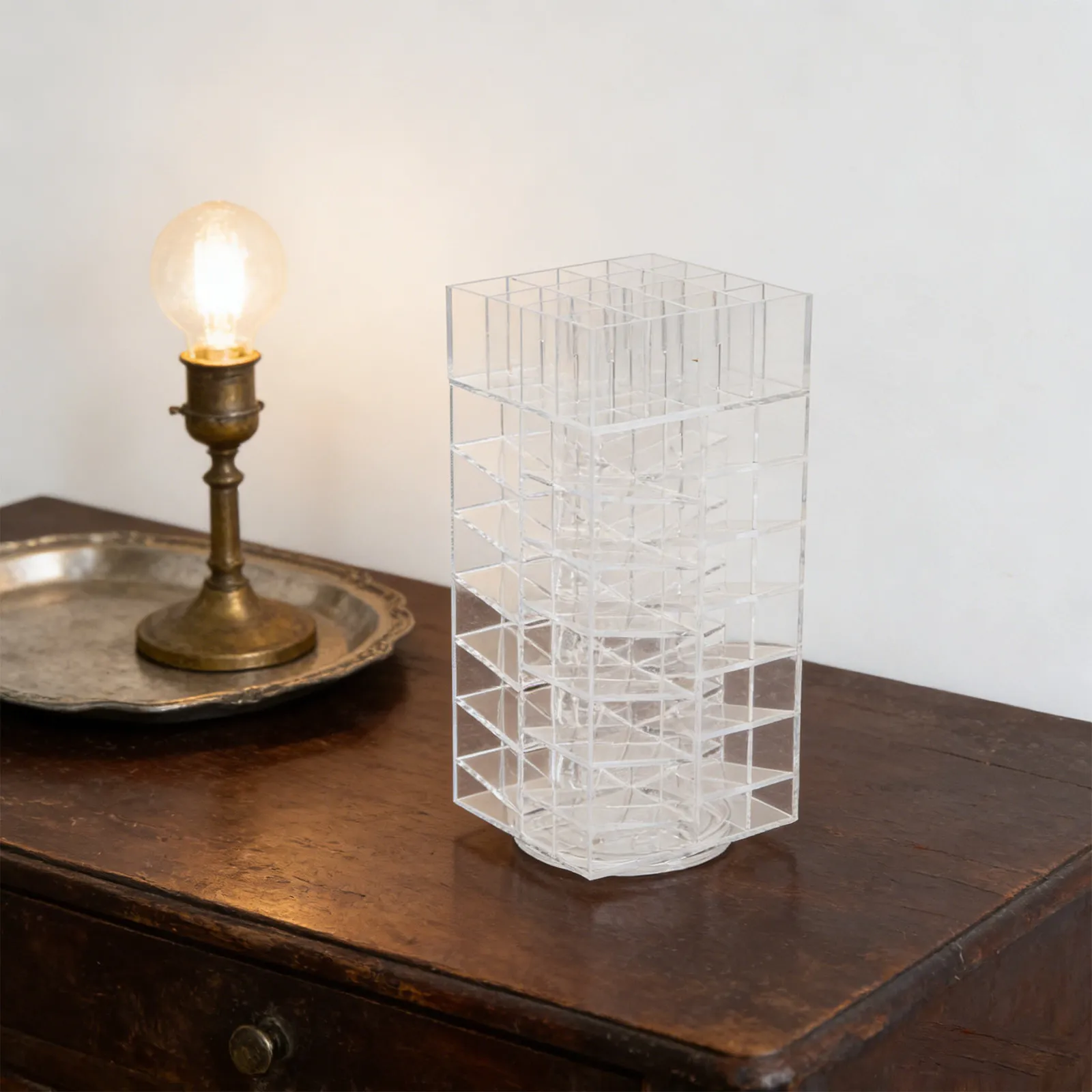 

Вращающаяся акриловая подставка для губной помады на 64 отверстия, настольный органайзер для хранения, держатель для кистей, подставка для помады, 1 шт.