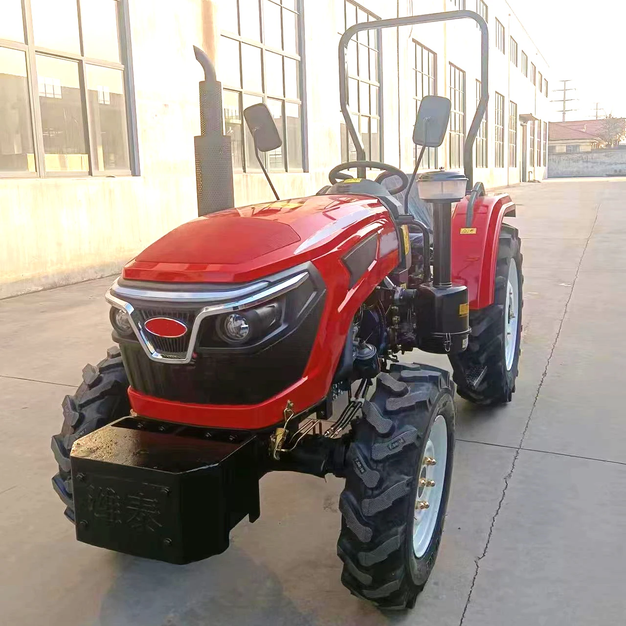Best Quality Hot Sale Price Tractor Farm Equipment 4WD Tractor For Agriculture