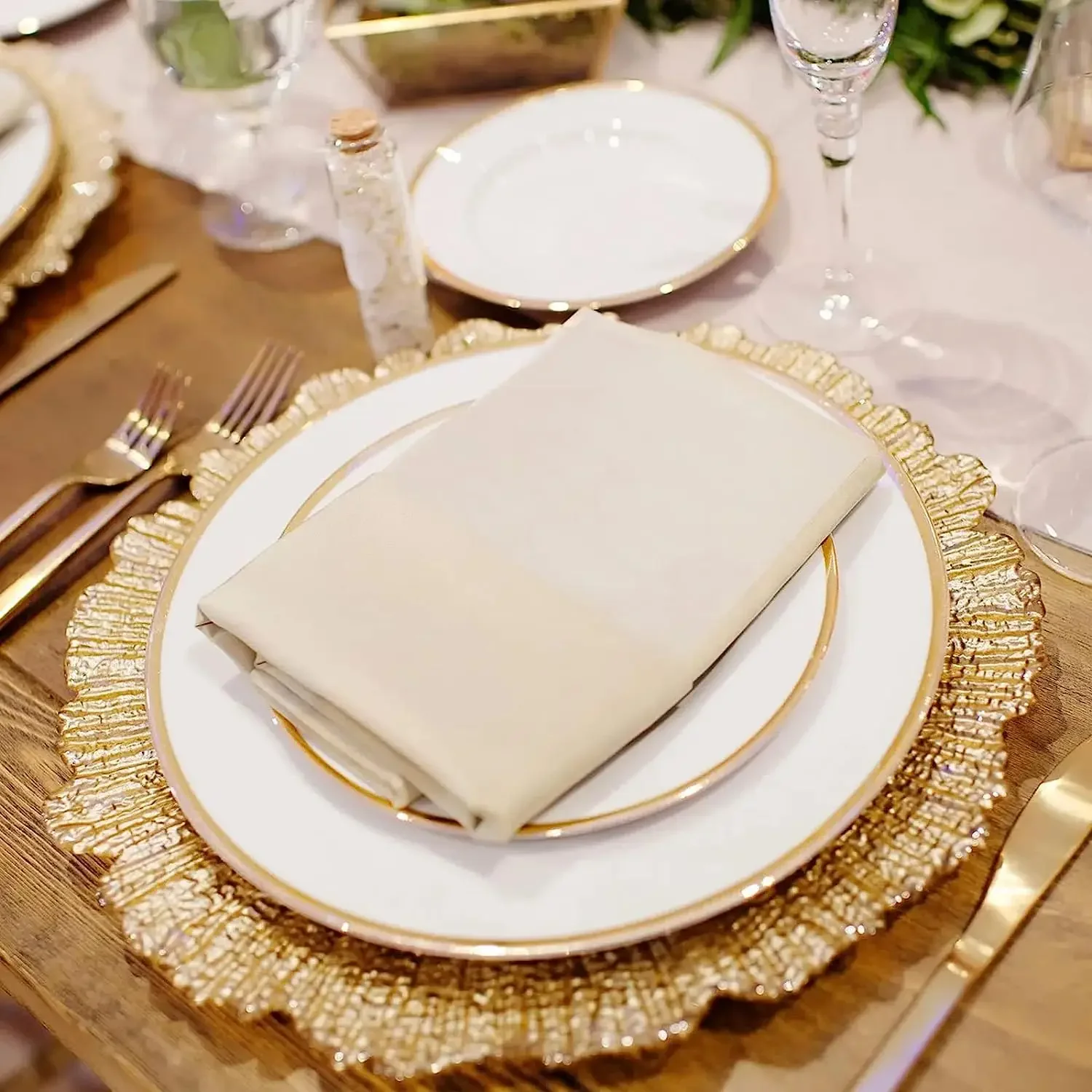 35 Pcs Gold Charger Plates Reef Plate Chargers for Dinner Plates, Plastic Decorative Plates for Table Setting