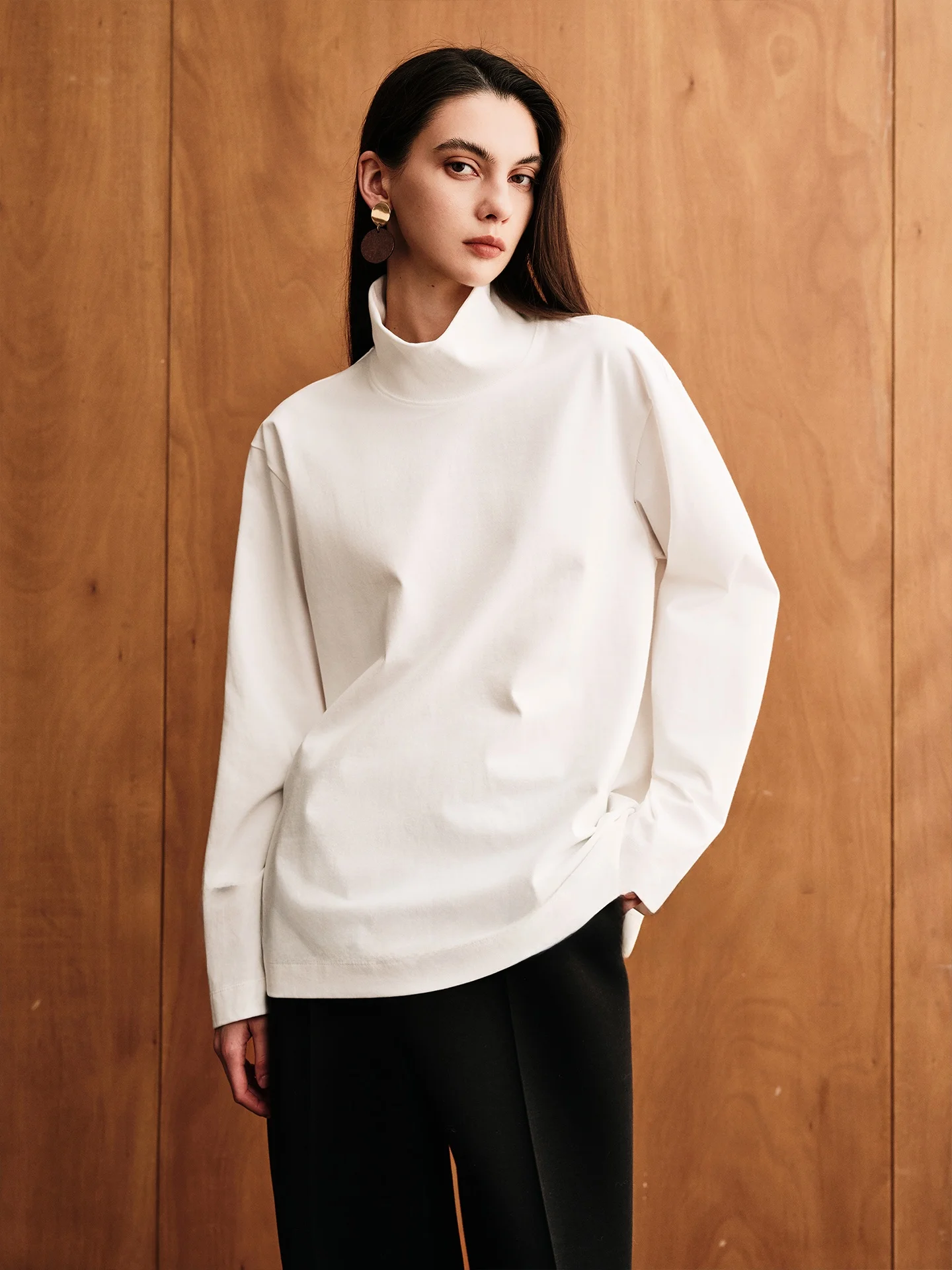 RoseLingLing Commuter Style Basic Loose H-Shape High Collar T-Shirt Cotton Long Sleeve Women's Fashion Citywalkwear
