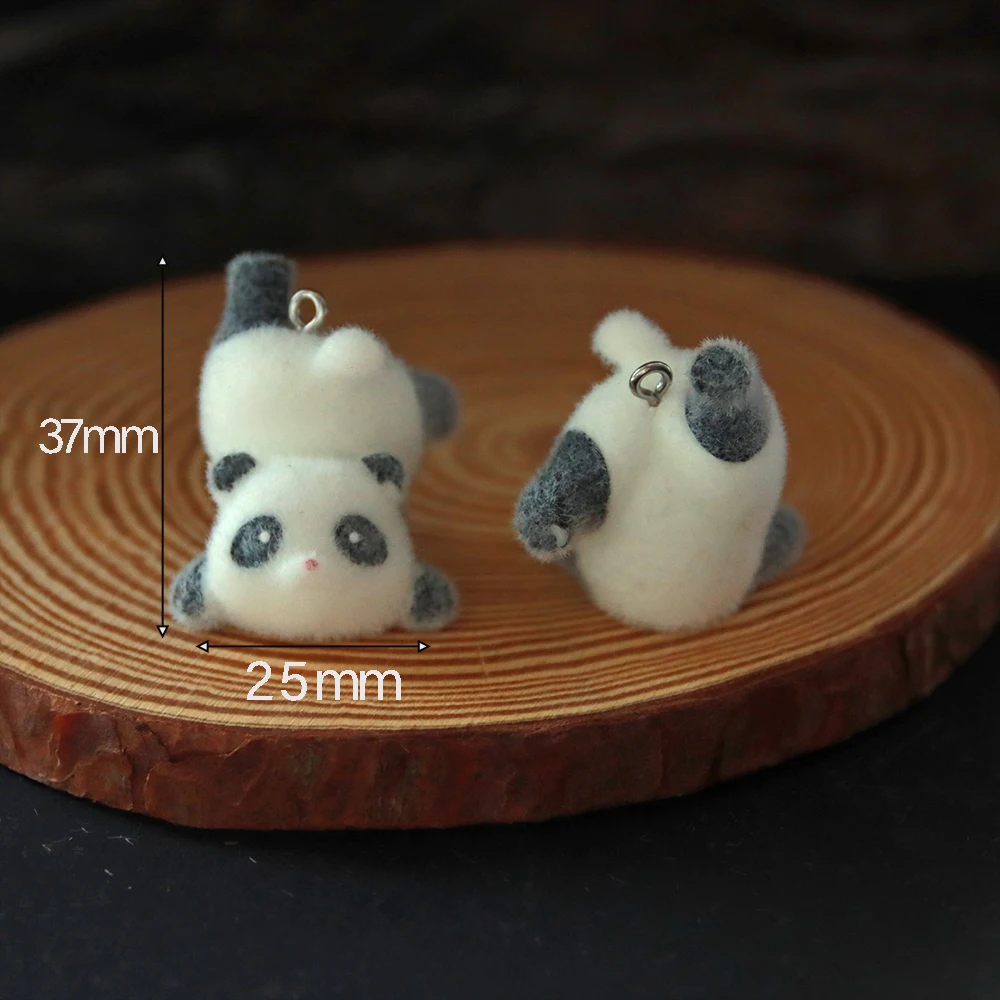 2ชิ้น3D น่ารักแพนด้าเสน่ห์การ์ตูนแพนด้าจี้เรซิ่นต่างหูพวงกุญแจ aksesoris tas ransel สำหรับงานฝีมือ DIY เครื่องประดับ