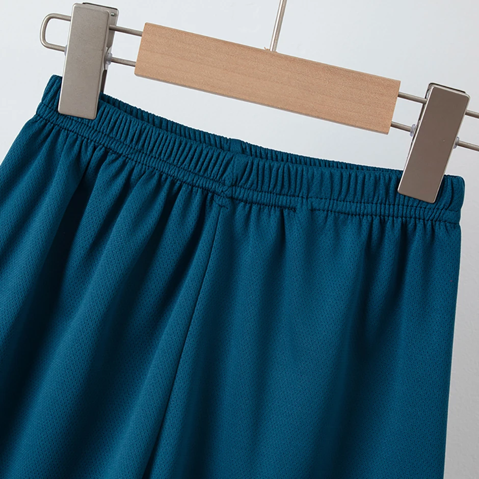 2/4-teiliges Sommer-Set für Jungen in Unifarben, Schnelltrocknend und Atmungsaktiv, Locker Geschnittenes Sport-, Lauf-, Wander- und Outdoor-Set mit Kurzarm-Oberteil und Shorts für Größere Kinder – Detail 16