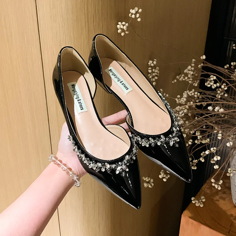 

Shoes for Women Flat Patent Leather Shoes Ablaze Rhinestone Casual Pointed Toe Shoes Girl Slip-on Loafers