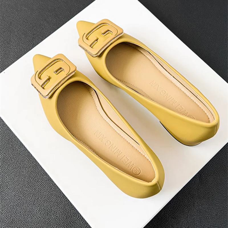 Womens Soft Leather Luxury Designer Low Heels 3cm Pumps Pointy Toe OL Spony Comfortable Shoes For Narrow Feet 33-45 27cm Yellow