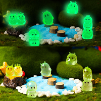 1PC Creative Ornament Crafts Mini Glow-in-the-dark Figurine Glowing Alien Micro Landscape Resin DIY Decoration