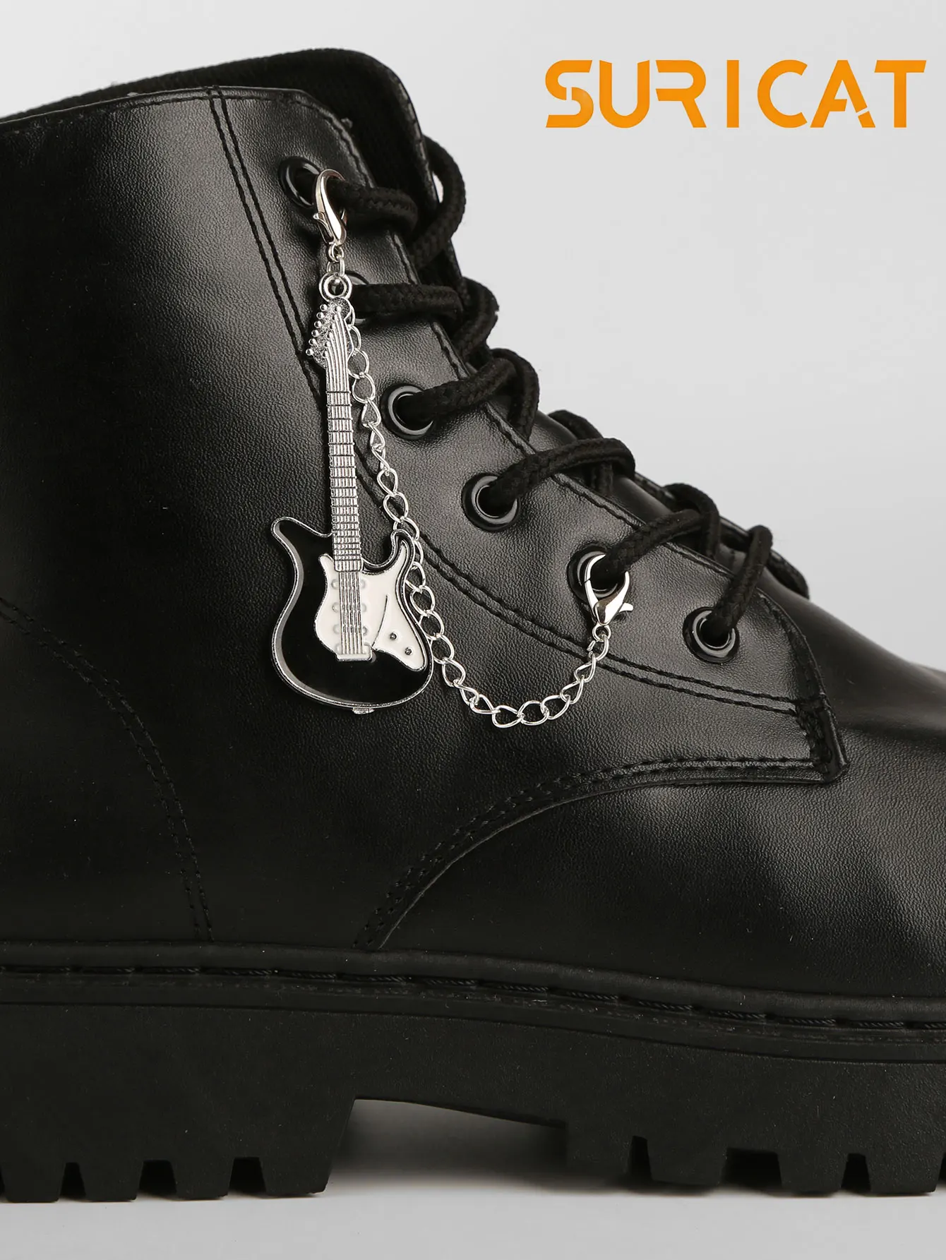 Grunge Single-Piece Punk Style Personalized Fashion Guitar Pendant Shoe Chain, Suitable for Casual Shoes, Sneakers, Canvas Shoes, Boots, DIY Shoe Accessories, Detachable and Reusable, Boot Decorations
