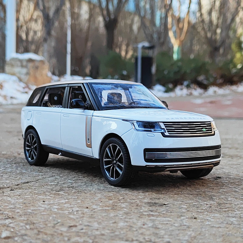 1:24 2022 Land Rover Range Rover SV SUV Alloy Model Car Toy Diecasts Casting Sound and Light Car Toys For Children Vehicle C523