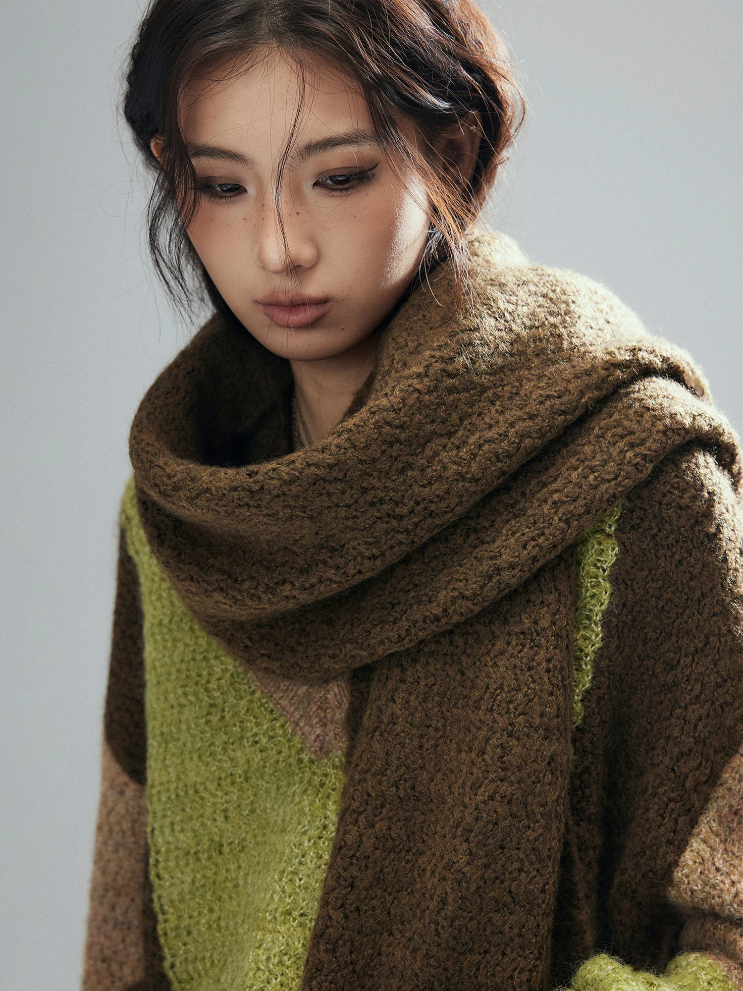 bufanda-de-lana-de-alta-densidad-de-punto-grueso-para-otono-invierno-con-flecos-y-borlas-larga-estilo-retro-coreano-de-color-liso