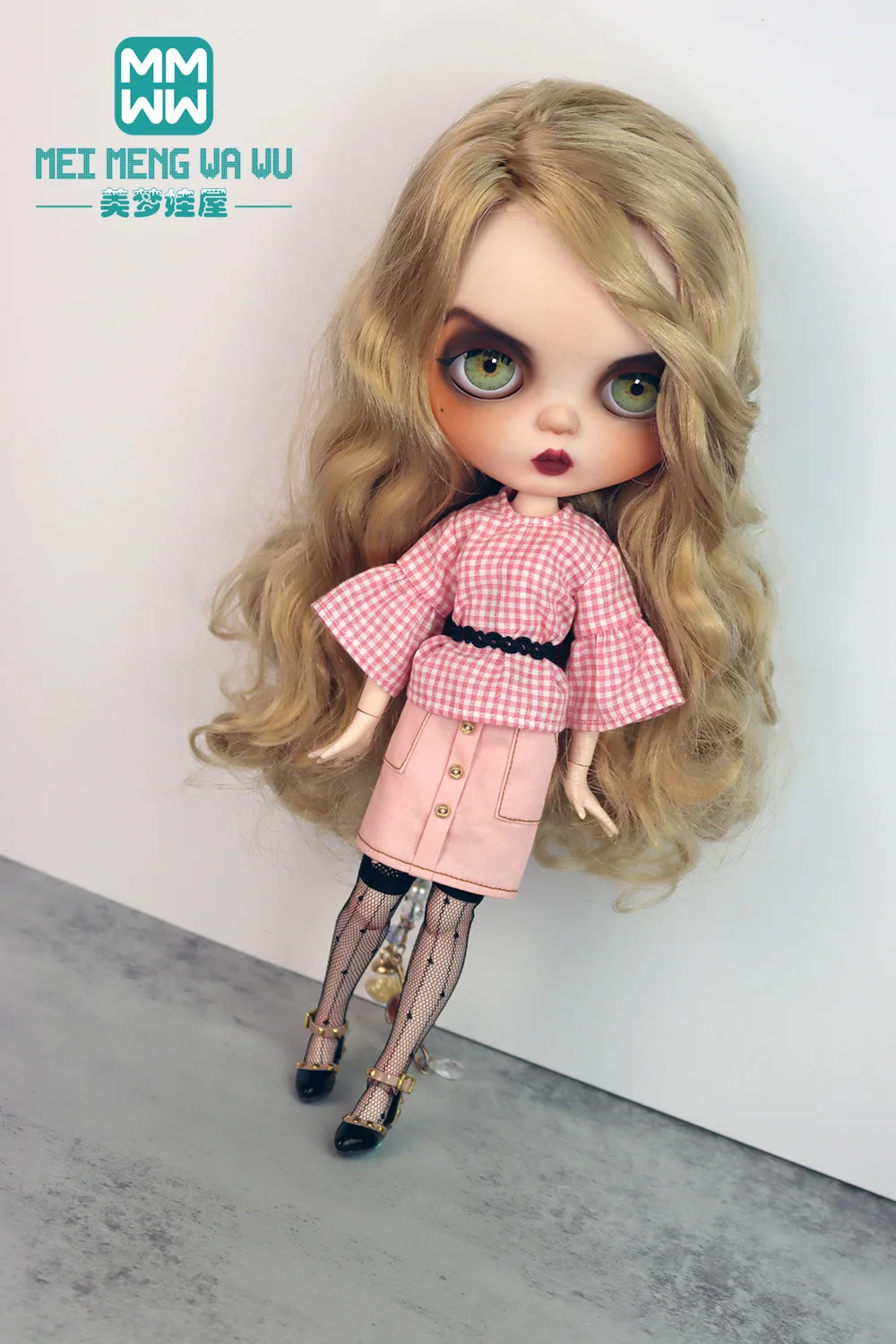

28cm Blyth Doll Clothes azon OB22 OB24 Fashionable plaid shirts, mini skirts Toys Gift