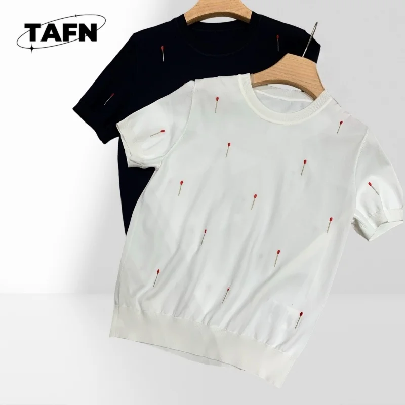 

Cute Animal Print T-Shirt | | Fun and Comfy Everyday Tee for All Ages Gift for Dog Owners & Pet Lovers Adventure SeekersAG3029