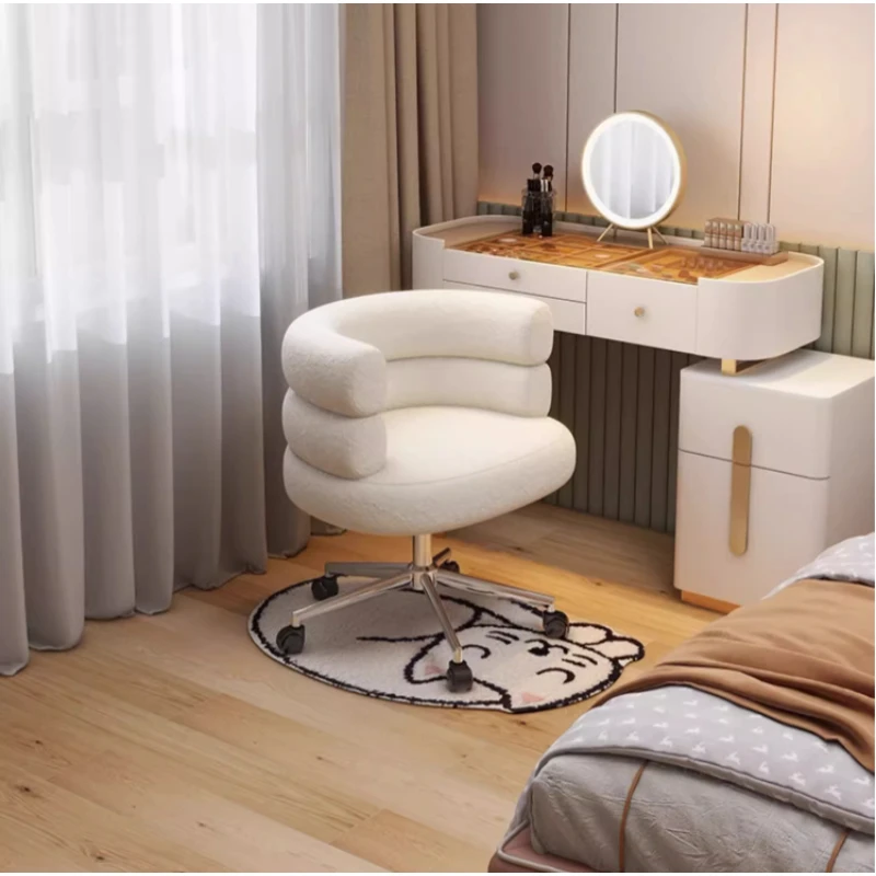 Silla giratoria nórdica para sala de estar, sillón con respaldo de ordenador, elevador INS, diseño de lana de cordero, silla de maquillaje para