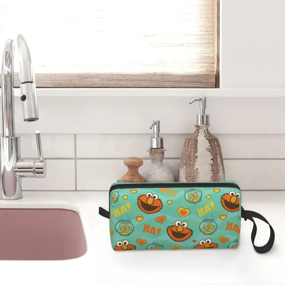 Elmo And Goldfish Pattern Cookie Cosmetic Bag for Women Makeup Bags Travel Daily Toiletry Bag Organizer Pouch