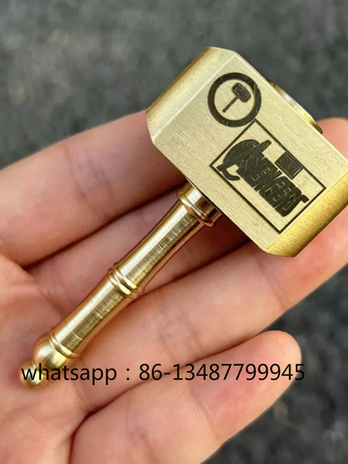 

Micro model handle piece play rotating handicraft ornaments