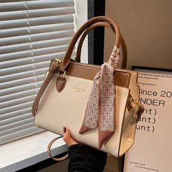 Senior Texture Retro Small Square Bags Female 2023 New Popular Crossbody Pack Tote Simple Solid Color Leather Patchwork Handbag