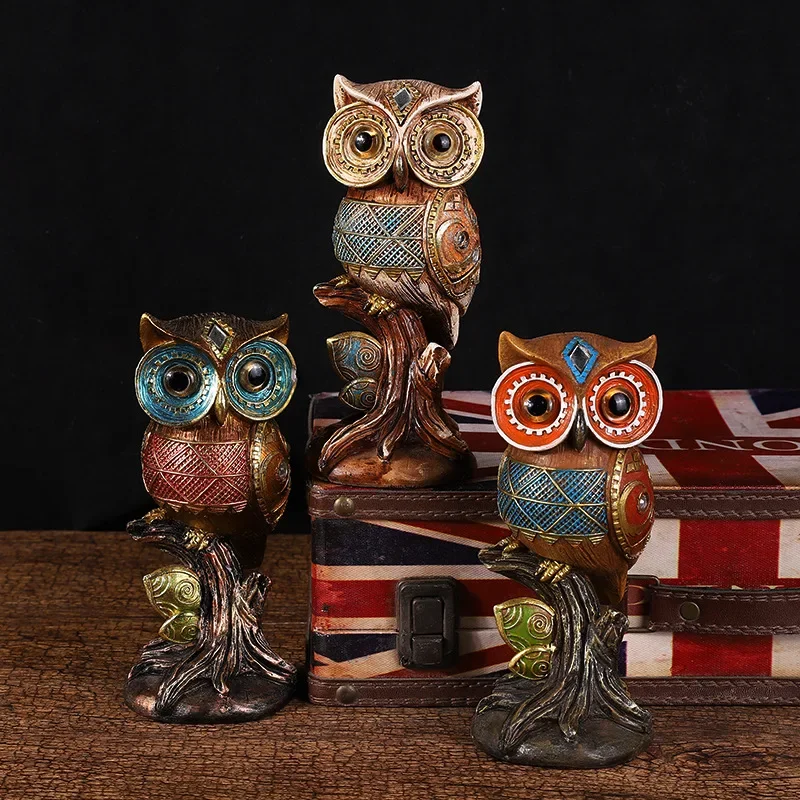 

[Funny] 16cm simulation Owl Action Figure toys Resin statue model Halloween Home decorations Ornaments kids best birthday gift