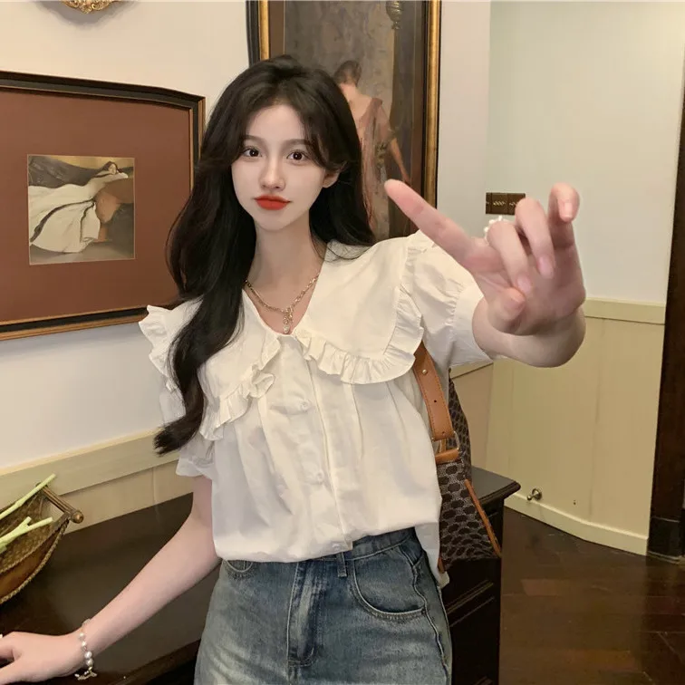 

e White irt, женская летняя новинка Sle Age-Defng ort Sve, свободный топ, кукольный воротник, корейская смесь полиэстера