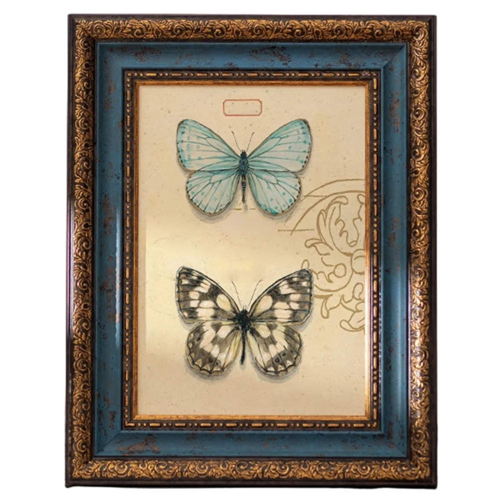 Ornate 7 Inch Resin Frame with Classic Design for Display of Photographs and For Artwork in Various Environments