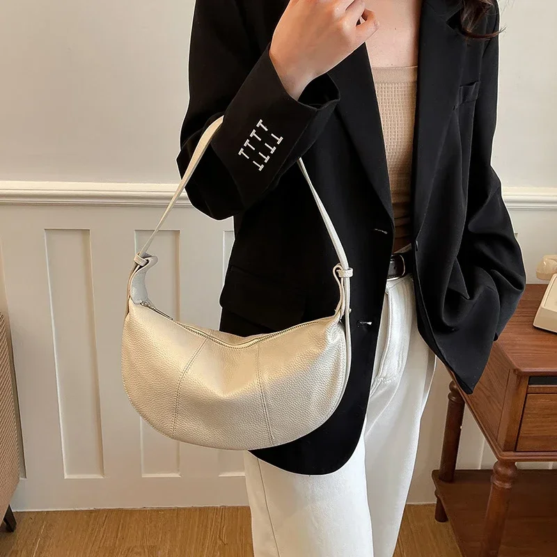 100% Echtes Leder Schultertasche für Damen Große Kapazität Halbmond-Form Designer Kuhledertasche für Pendler Shopper-Tasche – Detail 14