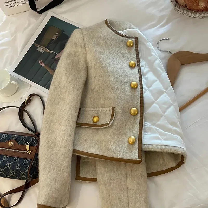 Vintage Cropped Tweed Jacket Women Thicken Quilted Blazer Korean Elegant Short Coat Winter Single Breasted Casual Outerwear Tops