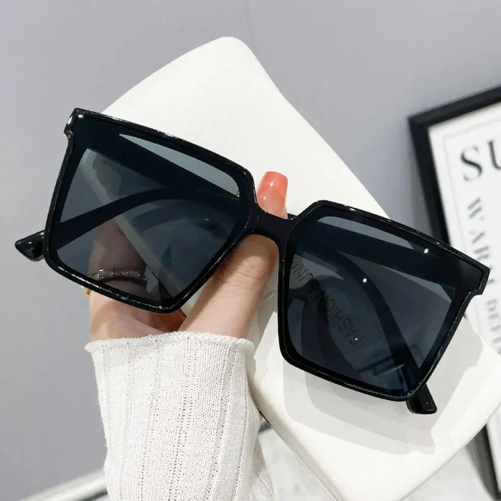 New Plastic Oversized Sunglasses UV400 Vintage Eyewear for Lady Big Frame Women Square Sun Glasses Unisex