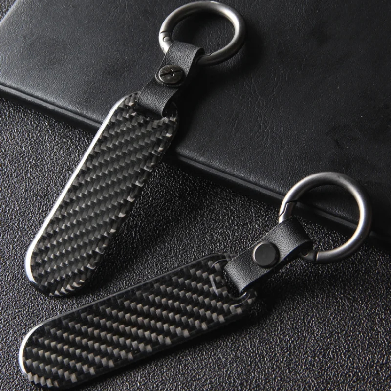 Customized Logo Carbon Fiber Car Motorcycle leather Keychain Men‘s Women’s Personalize Key Chains Holder Vintage Print Keyring