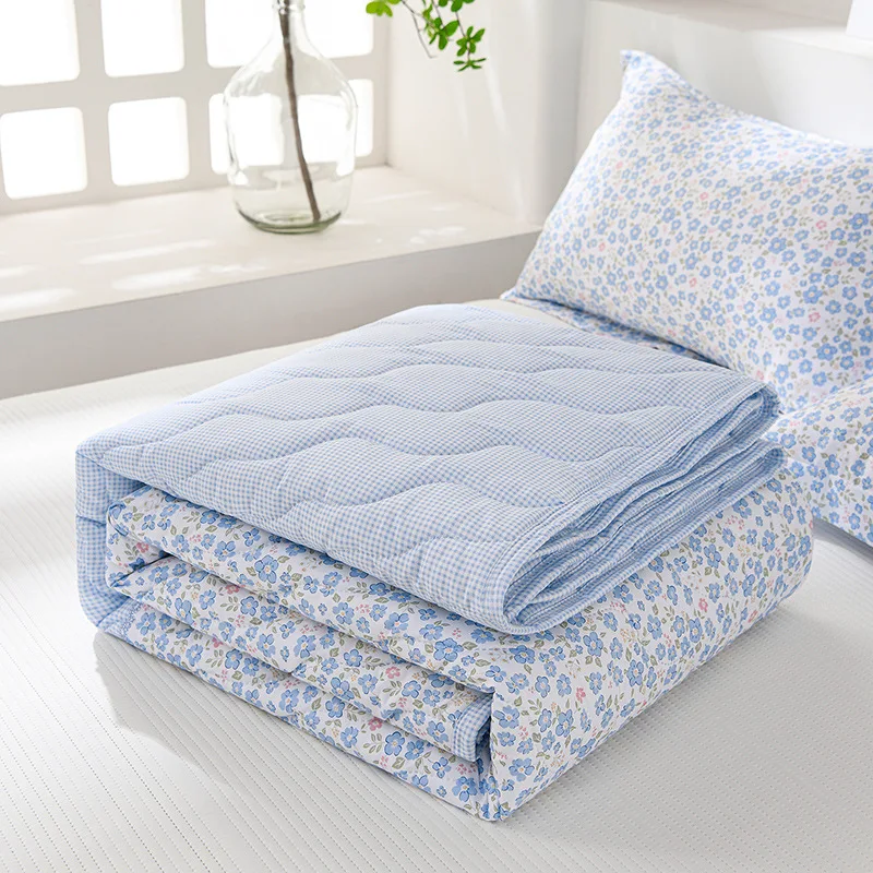 #41 Best Comforters to Buy In 2026