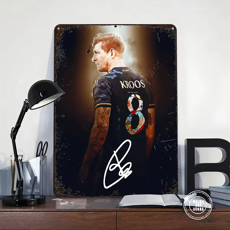 Toni Kroos Painting Poster Retro 3D Printed Metal Signs Customized Wall Hanging Gift for Mancave Decoration Gaming Decor Luxury