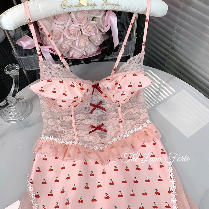 فستان نوم نسائي مفرغ من الدانتيل مطبوع عليه فاكهة بتصميم فرنسي لصيف 2025 رقيق ومثير بصدر صغير بدون ظهر ملابس نوم للفتيات #2