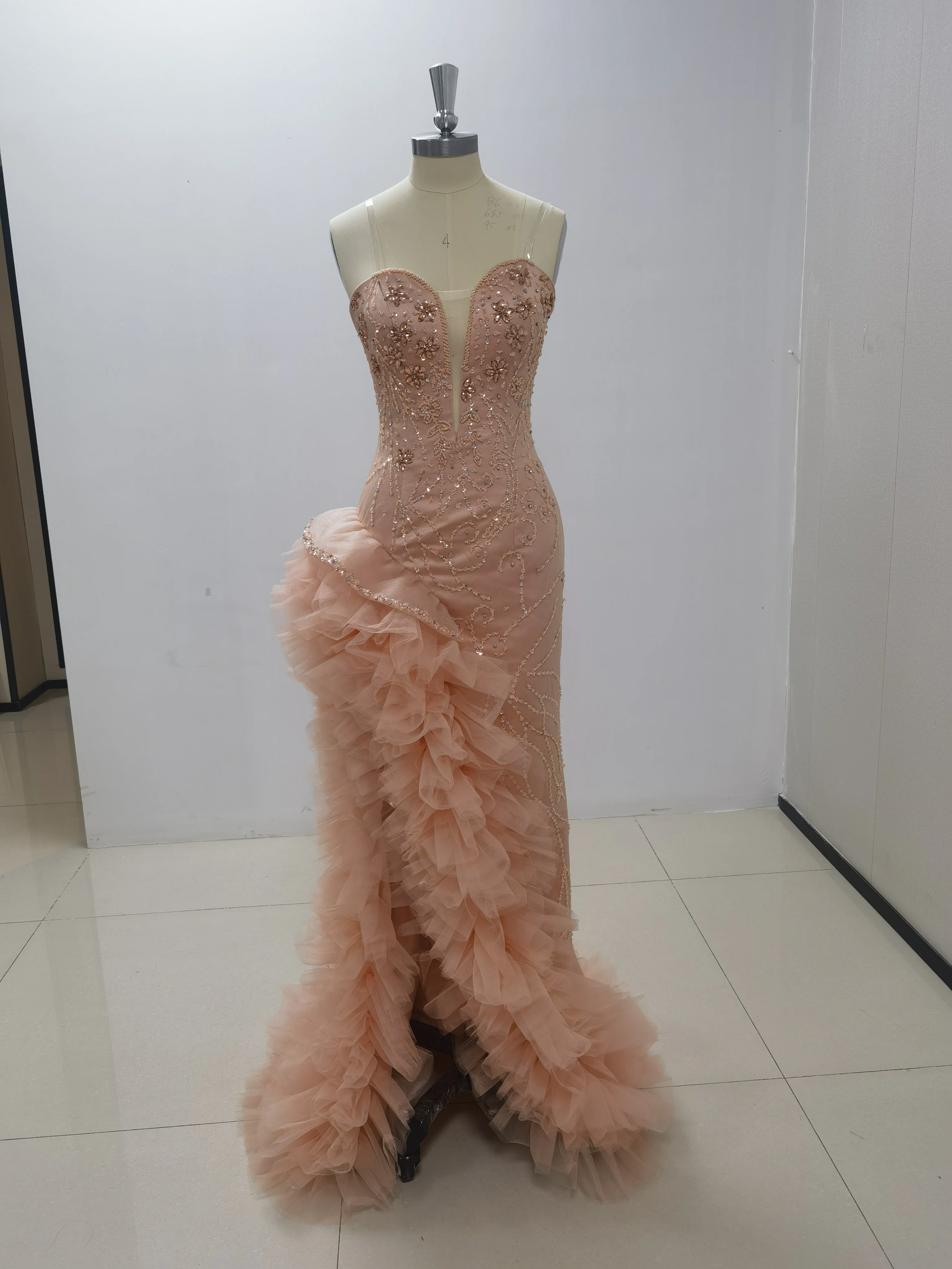 Champagne Blush Mermaid Prom Dresses Sparkly Beaded Ruffles High Slit Sweetheart Arabic Evening Dress Occasion Gown платье