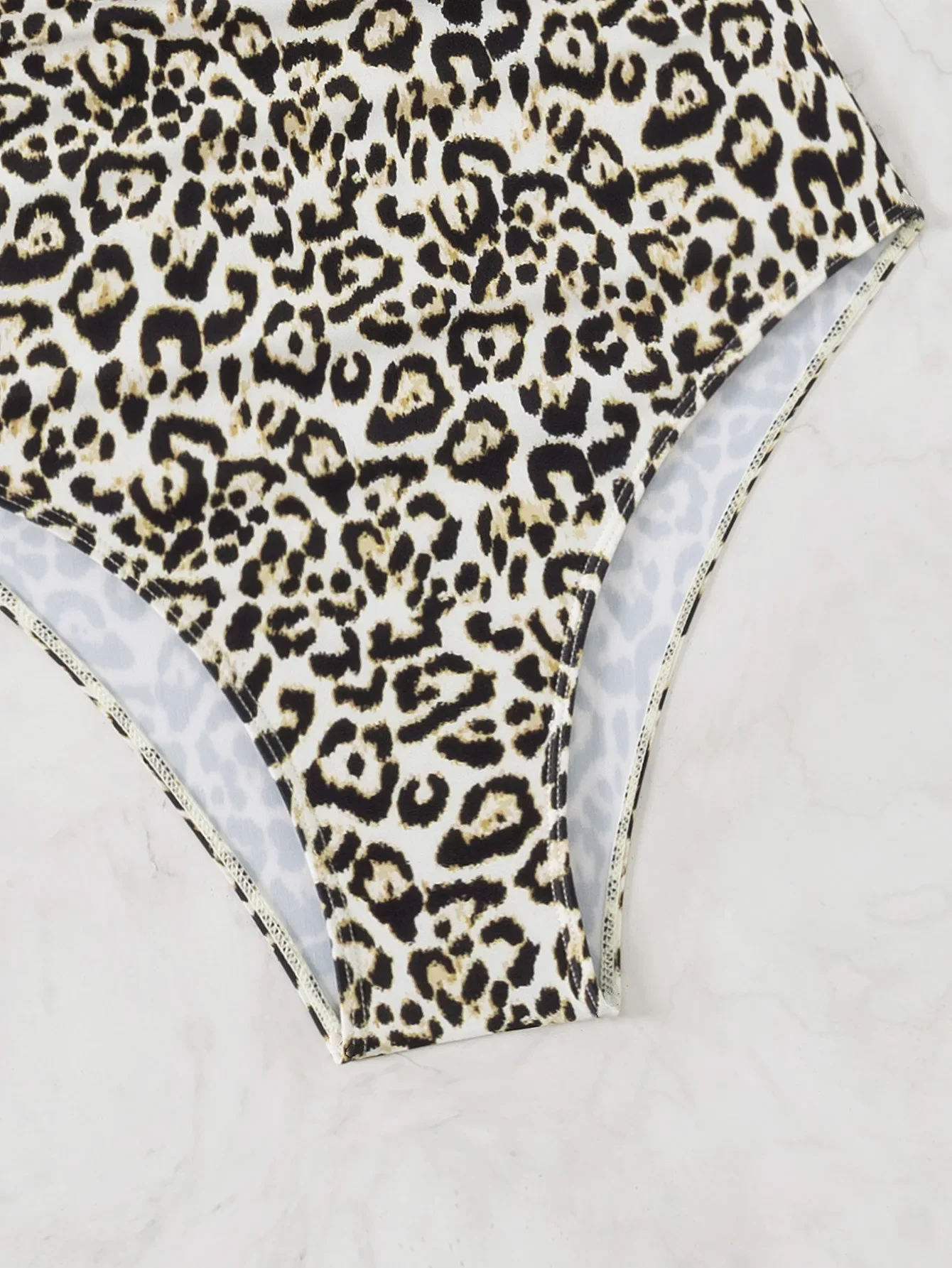 Traje de baño Sexy con estampado de leopardo negro para mujer, traje de baño de una pieza con realce y Control de barriga, Monokini sin espalda 2025, traje de baño