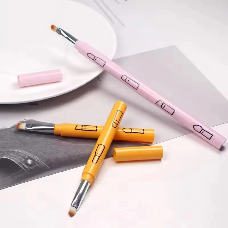 4 IN 1 Multifunctional Makeup Brushes Set Makeup Gadget Detachable Lip Eyeshadow Brush Sponge Eyeshadow Brush for Home Travel