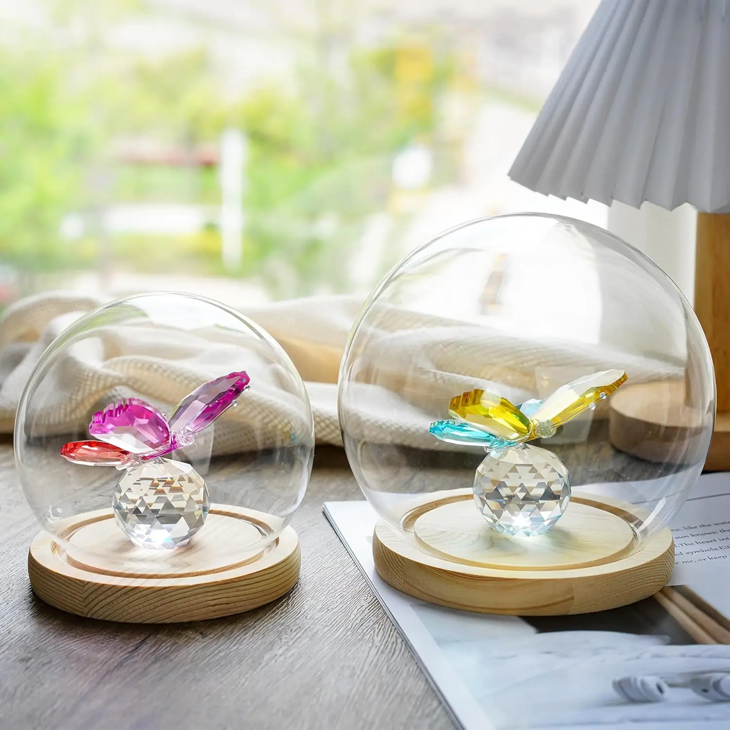 Round Glass Cloche Display Dome 6inch Decorative Glass Display Bell Jar for Plants Keepsakes Collectibles 1pcs