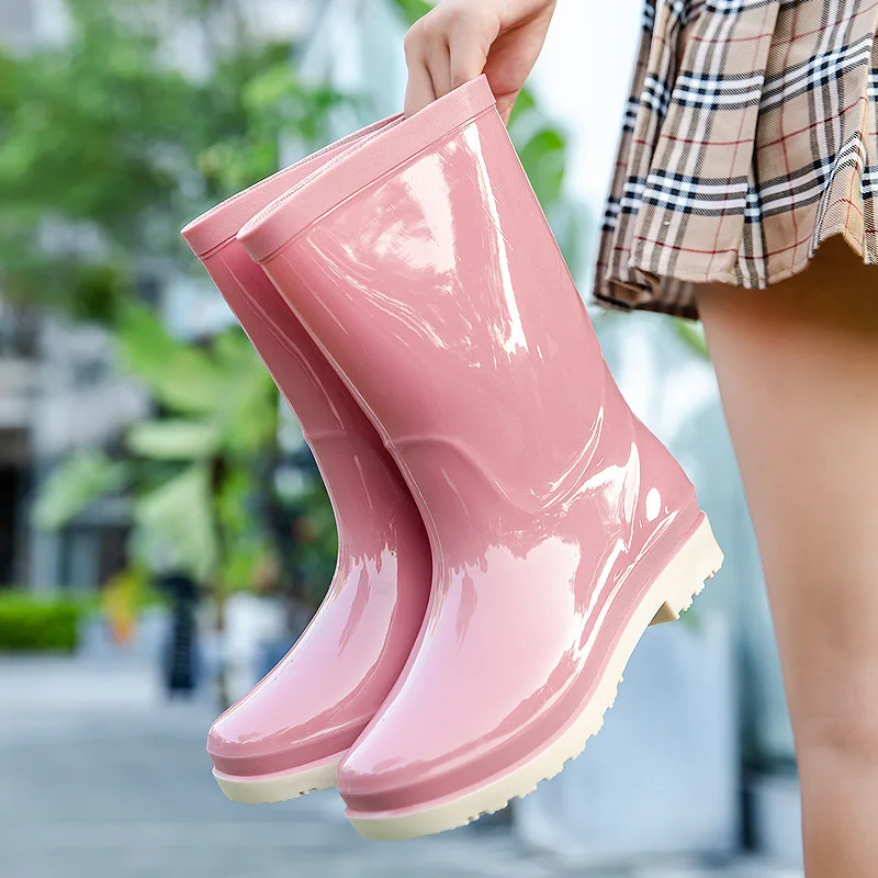 Women's Rain Boots Fashion Mid-calf Rubber Boots Women's Rubber Galoshes Outdoor Garden Work Waterproof Shoes Botas Lluvia Mujer