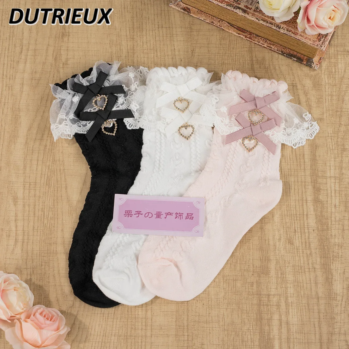 Japoński styl Lolita Dziewczyna Koronka Kształt miłości Kokarda Piękne nogi Produkcja masowa Średnie skarpetki rurkowe dla kobiet Słodkie i urocze