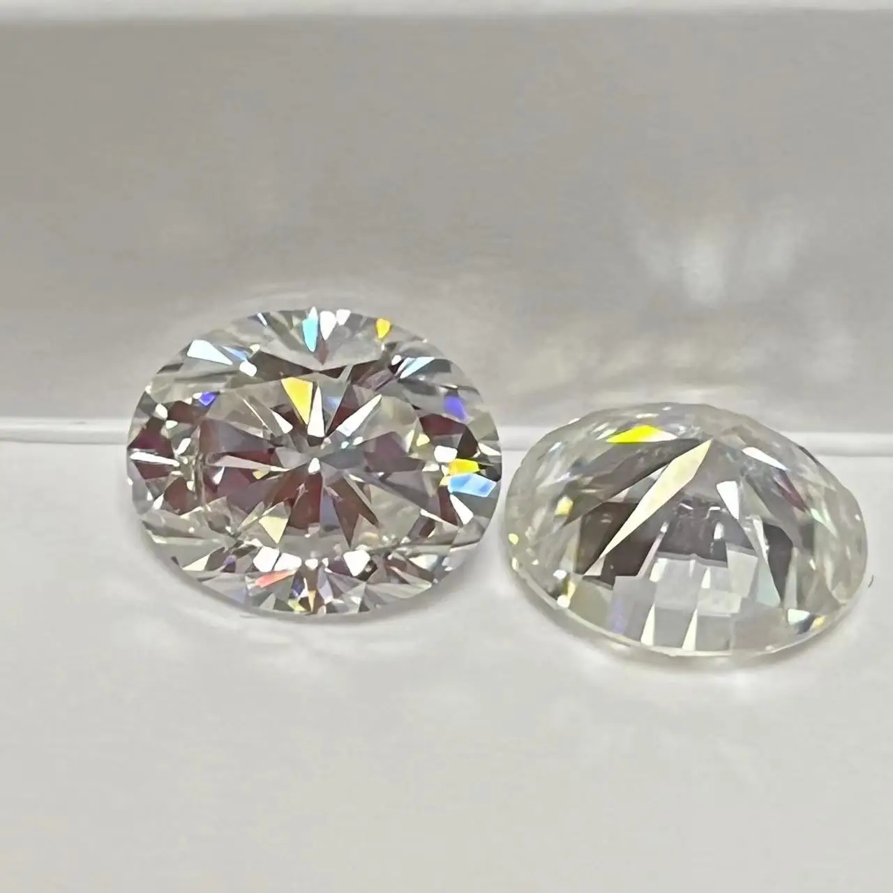 

Wholesale Oval Cut Moissanite Loose Stone D Color Lab Grown Diamond