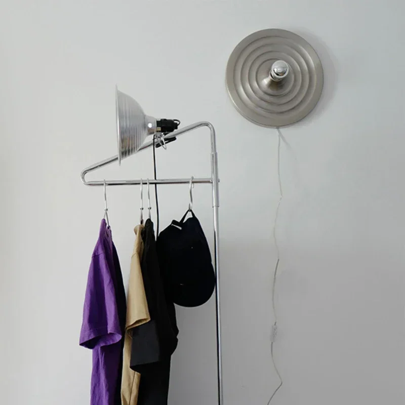 

Светодиодный металлический серебряный рябь НЛО настенный светильник средневековый настенный светильник в стиле Баухаус для спальни, гостиной, фон, настенный светильник для коридора