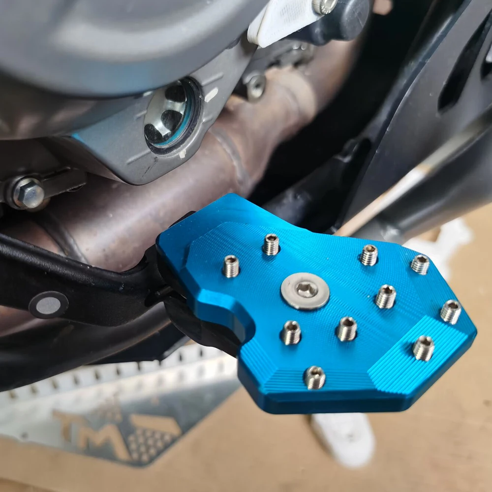 

cf450mt Ibex450 2024 2025 2026 FOR CFMOTO 450MT 450 MT Ibex 450 Motorcycle Rear Foot Brake Pedal Enlarger Motorcycle Accessorie