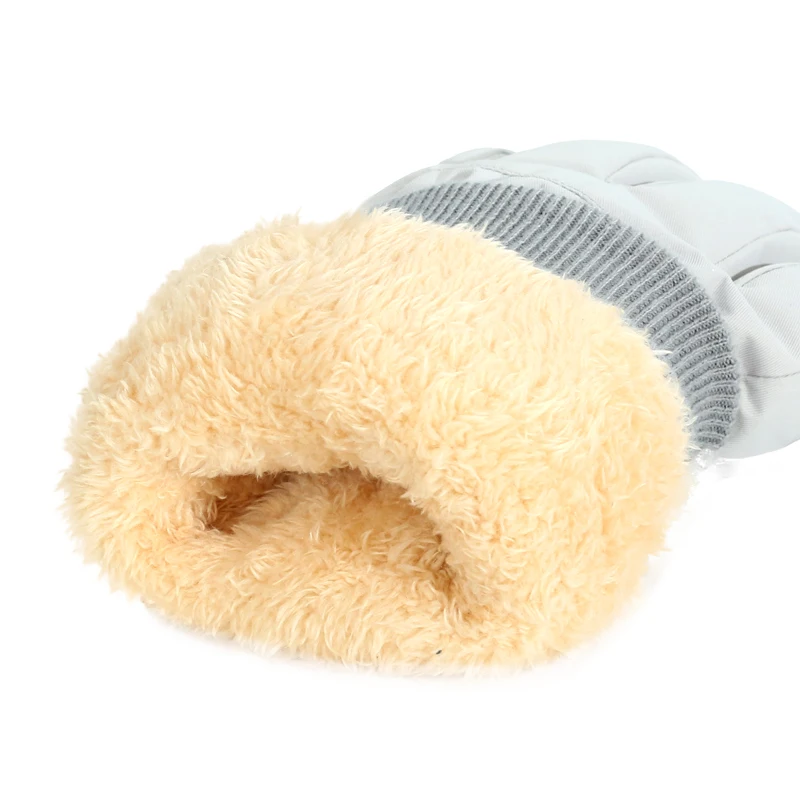 Thumbnail 2 - #67 Latest Knitted Gloves Offers