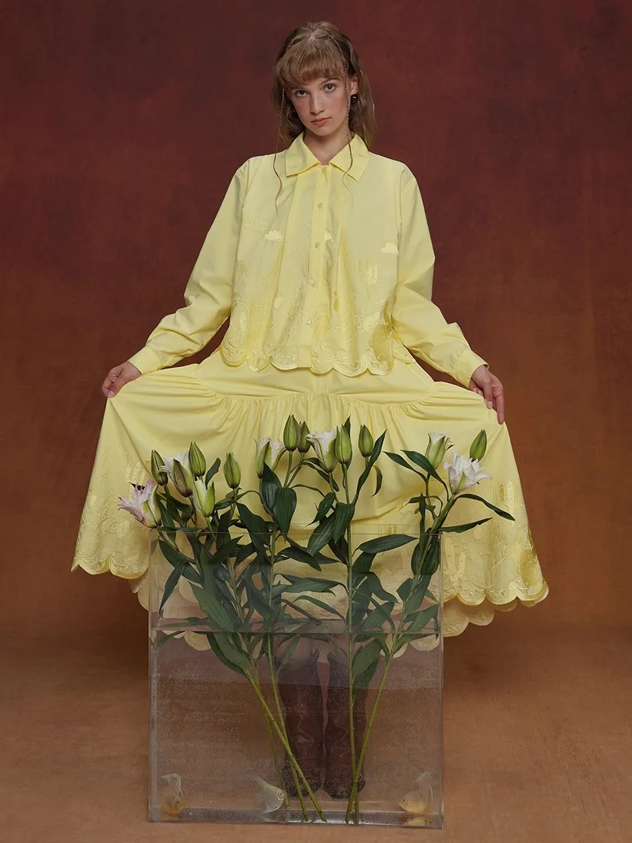 2025 new autumn women's long sleeve shirt+garden embroidered pleated skirt