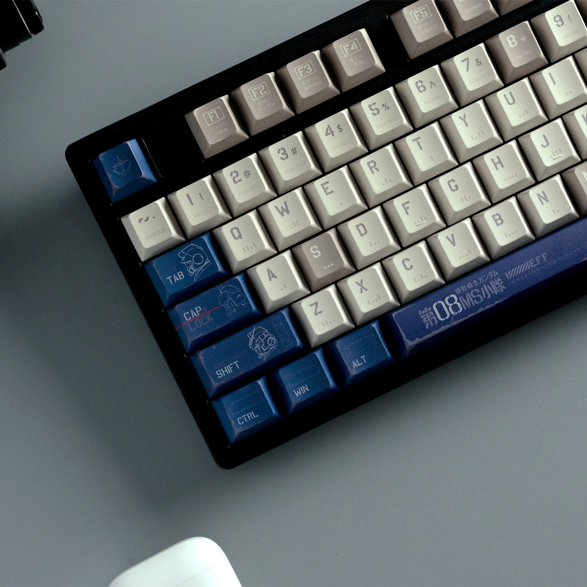 

QBYI Keycaps PBT Keycaps Dye-sub Cherry Profile keycaps for Gaming Mechanical Keyboard Accessories 134 Keys