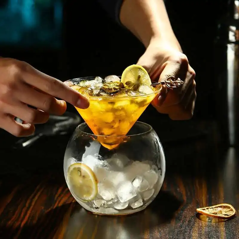 2022 Einzigartiges Cocktailglas, ausgefallenes Restaurant, künstlerische Konzeption, Trockeneis-Set, molekulärer Gastronomiebehälter, Martini-Smoothie-Becher