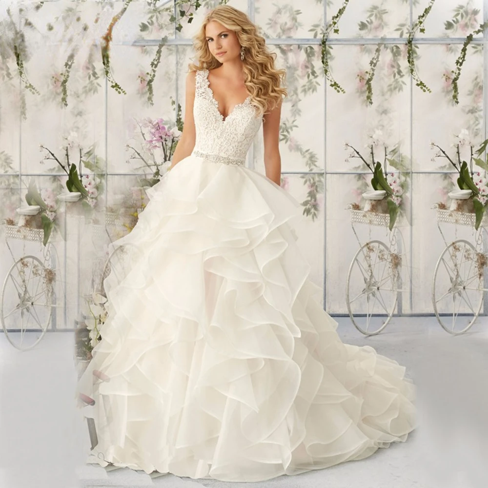 Deep V-Neck White Wedding Dresses Lace Bodice Ruffles Bridal Gown Skirt Princess Robe De Mariée Zipper Back Vestidos De Noiva