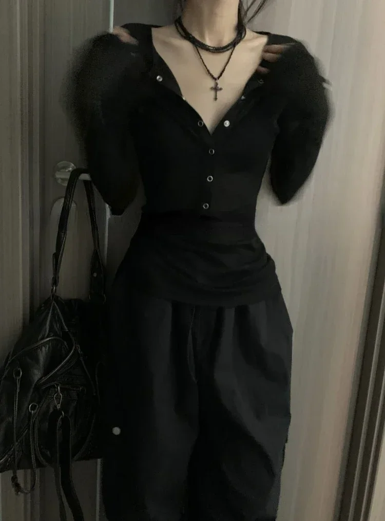 Simple V-neck Single Breasted Tops Mujer Y2k Slim Fit Long Sleeve Tee Shirt 2025 Early Autumn New All-match T-shirt for Women