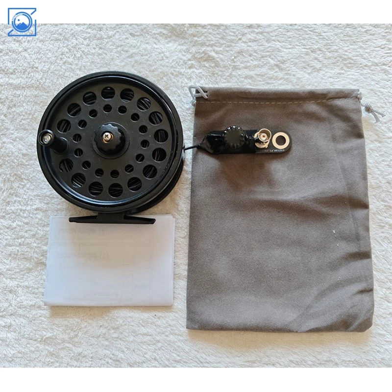 

Manual Reel HF Antenna M716 1-30MHz Portable Shortwave Antenna Hand Cranked Wire Winding Inverted V Horizontal Balun