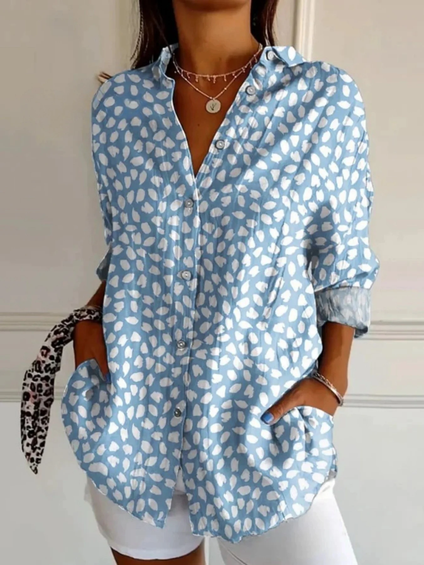 

Lus Size Women's Summer Casual Loose Fit Random Print Blouse Lightweight Breathable Button Down Shirt with Turn Down Collar